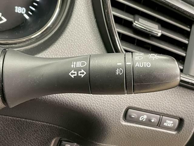 エクストレイル ２０Ｘｉ　４ＷＤ　プロパイロット　アラウンドビュー　純正ナビＴＶ　デジタルインナーミラー　トランスファ　ＥＴＣ　　電動リアゲート　オートライト　オートエアコン　ＢＳＭ　純正１８インチアルミ　ＤＶＤ再生　ＬＥＤ（36枚目）