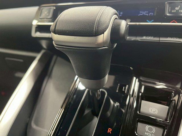 ヴォクシー Ｓ－Ｚ　純正１０．５インチナビ　衝突軽減ブレーキ　レーダークルーズコントロール　レーンキープアシスト　両側電動スライドドア　ドライブレコーダー　ウォークスルー　デュアルエアコン　後席エアコン　シートヒーター（59枚目）