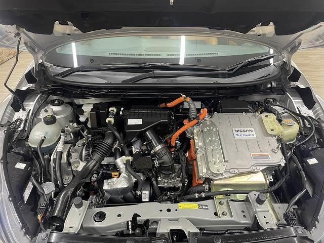 キックス Ｘ　ツートーンインテリアエディション　純正９型ナビ　アラウンドビューモニター　フルセグＴＶ　プロパイロット　デジタルインナー　ステアリングヒーター　シートヒーター　ドライブレコーダー　ＥＴＣ　ＣＤＤＶＤ再生　追従クルコン　ＬＥＤ（18枚目）