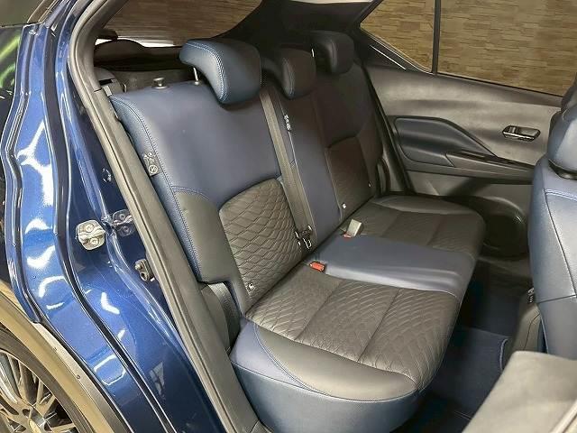 キックス ＡＵＴＥＣＨ　特別仕様車　プロパイロット　純正９型ナビ　アラウンドビューモニター　追従クルーズコントロール　シートヒーター　ステアリングヒーター　オーテック専用インテリア＆エクステリア　ＬＥＤ１７インチアルミ（6枚目）