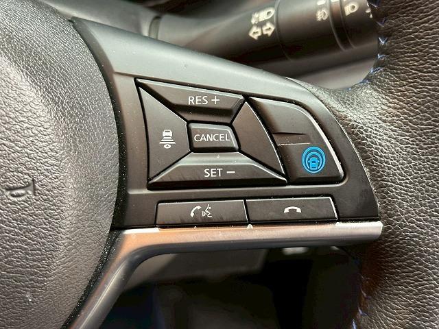 キックス ＡＵＴＥＣＨ　特別仕様車　プロパイロット　純正９型ナビ　アラウンドビューモニター　追従クルーズコントロール　シートヒーター　ステアリングヒーター　オーテック専用インテリア＆エクステリア　ＬＥＤ１７インチアルミ（46枚目）