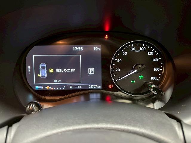 キックス ＡＵＴＥＣＨ　特別仕様車　プロパイロット　純正９型ナビ　アラウンドビューモニター　追従クルーズコントロール　シートヒーター　ステアリングヒーター　オーテック専用インテリア＆エクステリア　ＬＥＤ１７インチアルミ（50枚目）