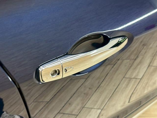 キックス ＡＵＴＥＣＨ　特別仕様車　プロパイロット　純正９型ナビ　アラウンドビューモニター　追従クルーズコントロール　シートヒーター　ステアリングヒーター　オーテック専用インテリア＆エクステリア　ＬＥＤ１７インチアルミ（77枚目）