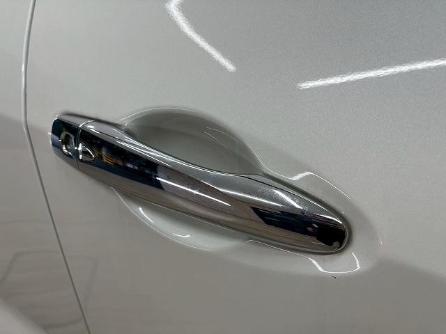 キックス Ｘ　プロパイロット　純正エアロ　純正９型ナビ　アラウンドビューモニター　フルセグＴＶ　デジタルインナーミラー　ハーフレザーシート　ドライブレコーダー　シートヒーター　ハンドルヒーター　オートハイビーム（70枚目）