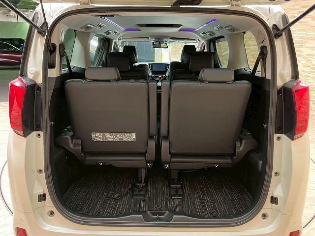 アルファード ２．５Ｓ　Ｃパッケージ　４ＷＤ　純正ナビ　オットマン　衝突軽減ブレーキ　黒革電動シート　フルセグＴＶ　サウンドライブラリ　電動リアゲート　シートエアコン　シートヒーター　オートハイビーム　ウォークスルー　ハンドルヒーター（69枚目）