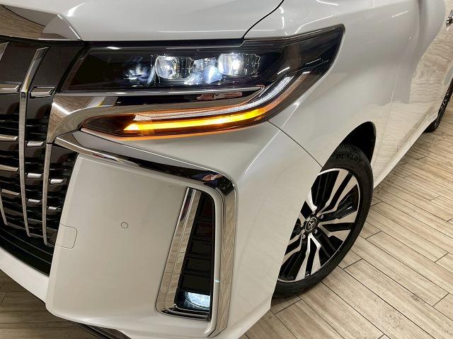 アルファード ２．５Ｓ　Ｃパッケージ　４ＷＤ　純正ナビ　オットマン　衝突軽減ブレーキ　黒革電動シート　フルセグＴＶ　サウンドライブラリ　電動リアゲート　シートエアコン　シートヒーター　オートハイビーム　ウォークスルー　ハンドルヒーター（73枚目）
