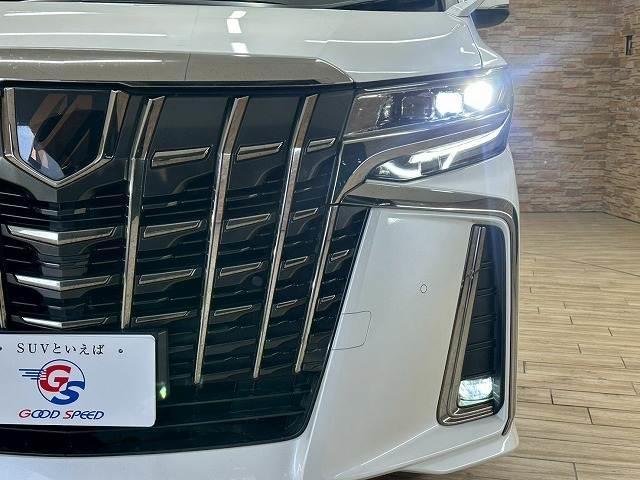 アルファード ２．５Ｓ　タイプゴールド　純正ナビ　フリップダウンモニター　フルセグＴＶ　レーダークルーズコントロール　衝突軽減ブレーキ　ブラインドスポットモニター　レーンキープアシスト　デジタルインナーミラー　ドライブレコーダー　オットマン（20枚目）