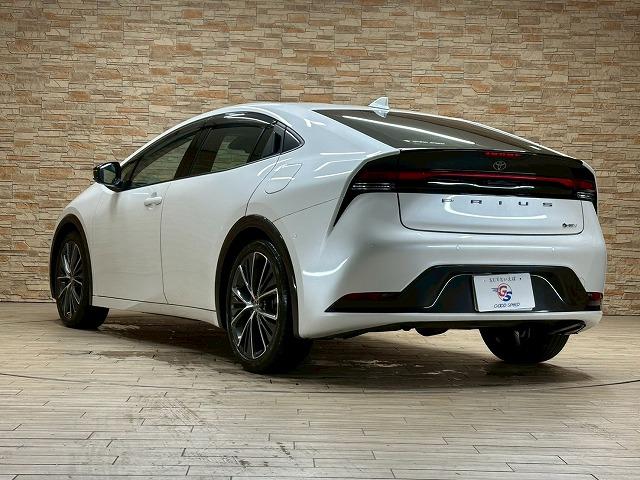 プリウス Ｚ　純正１２．３インチナビ　衝突軽減ブレーキ　プリクラッシュ　電動リアゲート　全周囲カメラ　純正１９インチアルミ　ＬＥＤヘッドライト　メモリー付パワーシート　レザーシート　オートマチックハイビーム　ＥＴＣ（38枚目）