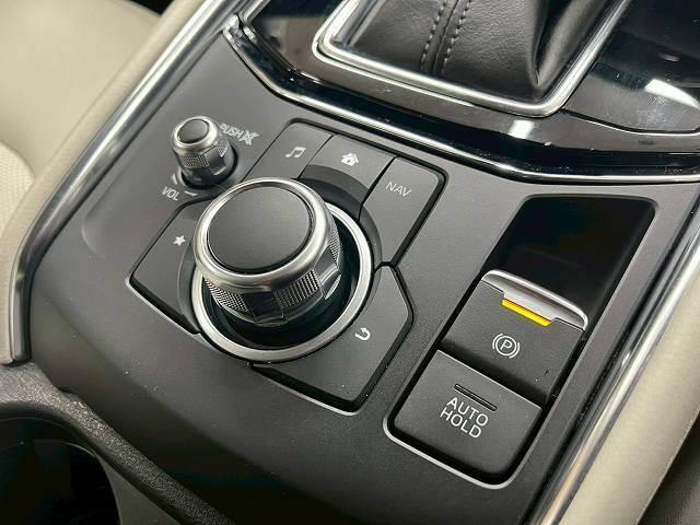 ＣＸ－５ ＸＤ　Ｌパッケージ　４ＷＤ　白革電動シート　ＢＯＳＥサウンド　衝突軽減ブレーキ　レーンキープアシスト　ＢＳＭ　追従クルーズコントロール　シートヒーター　ハンドルヒーター　クリアランスソナー　電動リアゲート　軽油　ＬＥＤ（10枚目）