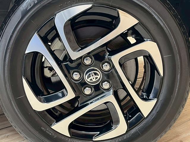 シエンタ Ｚ　両側電動スライドドア　純正１０．５インチナビ　フルセグ視聴　衝突軽減ブレーキ　ＢＳＭ　レーダークルーズコントロール　パノラミックビューモニター　パーキングアシスト　シートヒーター　オートハイビーム（25枚目）