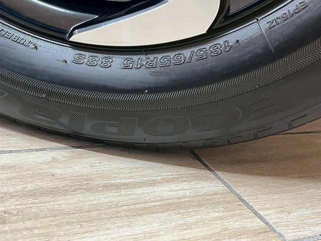 シエンタ Ｚ　両側電動スライドドア　純正１０．５インチナビ　フルセグ視聴　衝突軽減ブレーキ　ＢＳＭ　レーダークルーズコントロール　パノラミックビューモニター　パーキングアシスト　シートヒーター　オートハイビーム（26枚目）
