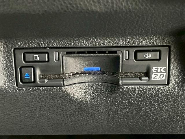 シエンタ Ｚ　両側電動スライドドア　純正１０．５インチナビ　フルセグ視聴　衝突軽減ブレーキ　ＢＳＭ　レーダークルーズコントロール　パノラミックビューモニター　パーキングアシスト　シートヒーター　オートハイビーム（63枚目）