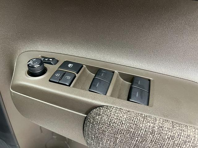 シエンタ Ｚ　両側電動スライドドア　純正１０．５インチナビ　フルセグ視聴　衝突軽減ブレーキ　ＢＳＭ　レーダークルーズコントロール　パノラミックビューモニター　パーキングアシスト　シートヒーター　オートハイビーム（70枚目）