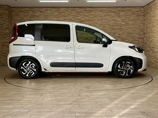 シエンタ Ｚ　両側電動スライドドア　純正１０．５インチナビ　フルセグ視聴　衝突軽減ブレーキ　ＢＳＭ　レーダークルーズコントロール　パノラミックビューモニター　パーキングアシスト　シートヒーター　オートハイビーム（77枚目）