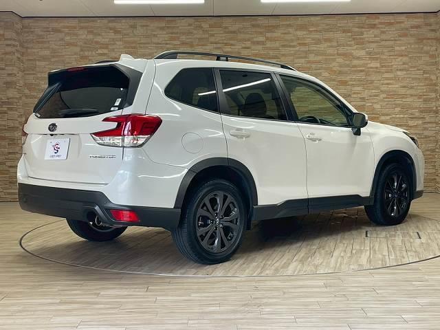 フォレスター Ｘ－エディション　４ＷＤ　８型ＤＩＡＴＯＮＥナビ　バックカメラ　サイドカメラ　フロントカメラ　アップルカープレイ　フルセグＴＶ　ＢＳＭ　電動リアゲート　追従クルーズコントロール　ルーフレール　ドラレコ　ＥＴＣ　ＬＥＤ（16枚目）