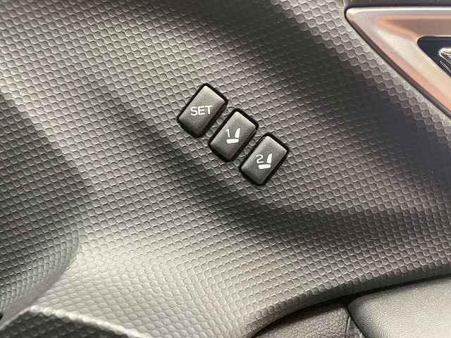 フォレスター Ｘ－エディション　４ＷＤ　８型ＤＩＡＴＯＮＥナビ　バックカメラ　サイドカメラ　フロントカメラ　アップルカープレイ　フルセグＴＶ　ＢＳＭ　電動リアゲート　追従クルーズコントロール　ルーフレール　ドラレコ　ＥＴＣ　ＬＥＤ（70枚目）