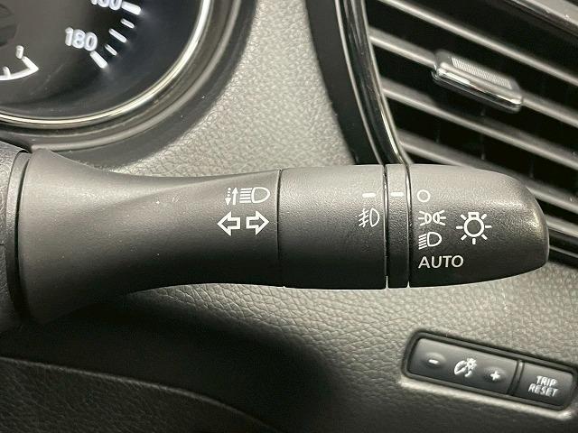 エクストレイル ２０Ｘｉ　プロパイロット　８型メーカーナビ　アラウンドビューモニター　衝突軽減ブレーキ　デジタルインナーミラー　純正ドライブレコーダー　電動リアゲート　ミュージックストッカー　ＣＤ／ＤＶＤ／ＢｌｕｅＲａｙ視聴（39枚目）