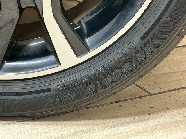 ヴィッツ ＲＳ　純正１６インチＡＷ　スマートキー　純正ナビ　バックカメラ　ＣＤ／ＤＶＤ視聴　Ｂｌｕｅｔｏｏｔｈ　パドルシフト　ＡＵＸ　ＥＴＣ付　オートライト　オートエアコン　電動格納ミラー　ステアリングスイッチ（23枚目）