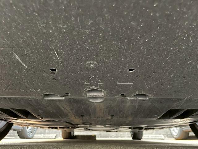 プリウス Ｓツーリングセレクション　エアロ　純正９型ナビ　ブラックレザーシート　シートヒーター　フルセグ地デジＴＶ　バックカメラ　ＥＴＣ　ドライブレコーダー　Ｂｌｕｅｔｏｏｔｈ音楽　フルオートエアコン　ＬＥＤヘッド　ＣＤＤＶＤ再生可能（56枚目）