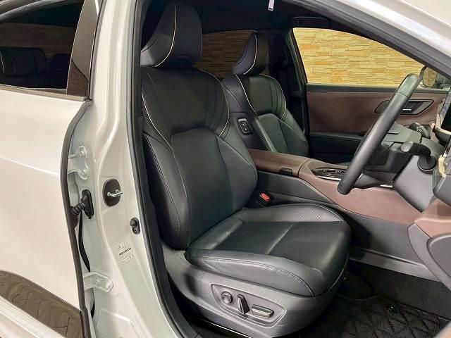 クラウンクロスオーバー Gアドバンスド・レザーパッケージ モデリスタエアロ メーカーナビ 全方位カメラ フルセグTV 追従クルコン シートエアコン BSM レザーシート  電動トランクゲート パワーシート LED オートハイビーム デジタルインナーミラー(5枚目)