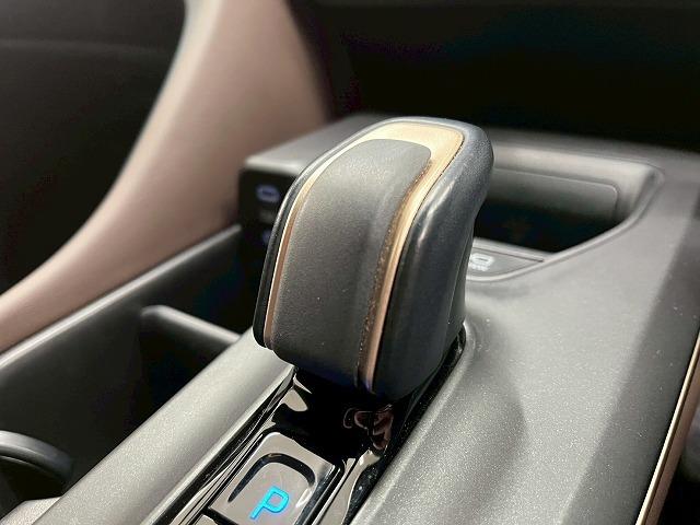 クラウンクロスオーバー Gアドバンスド・レザーパッケージ モデリスタエアロ メーカーナビ 全方位カメラ フルセグTV 追従クルコン シートエアコン BSM レザーシート  電動トランクゲート パワーシート LED オートハイビーム デジタルインナーミラー(23枚目)