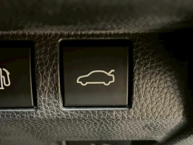 クラウンクロスオーバー Gアドバンスド・レザーパッケージ モデリスタエアロ メーカーナビ 全方位カメラ フルセグTV 追従クルコン シートエアコン BSM レザーシート  電動トランクゲート パワーシート LED オートハイビーム デジタルインナーミラー(55枚目)