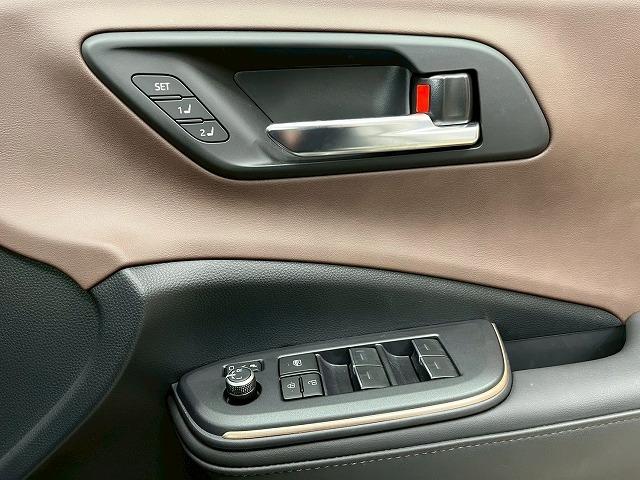 クラウンクロスオーバー Gアドバンスド・レザーパッケージ モデリスタエアロ メーカーナビ 全方位カメラ フルセグTV 追従クルコン シートエアコン BSM レザーシート  電動トランクゲート パワーシート LED オートハイビーム デジタルインナーミラー(57枚目)