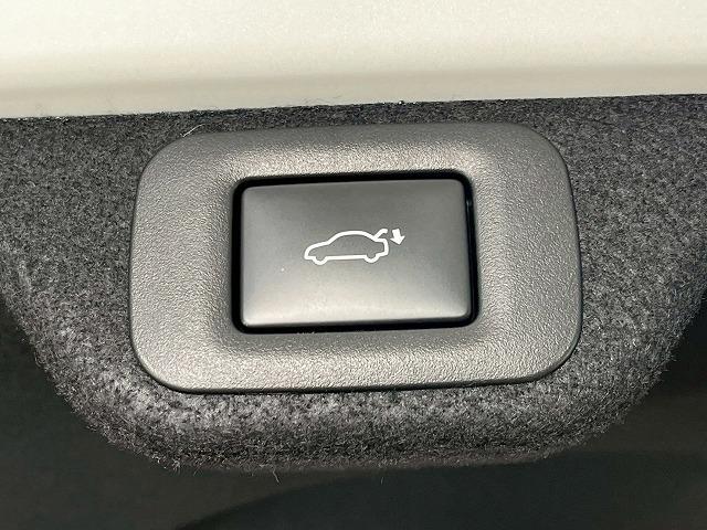 クラウンクロスオーバー Gアドバンスド・レザーパッケージ モデリスタエアロ メーカーナビ 全方位カメラ フルセグTV 追従クルコン シートエアコン BSM レザーシート  電動トランクゲート パワーシート LED オートハイビーム デジタルインナーミラー(63枚目)