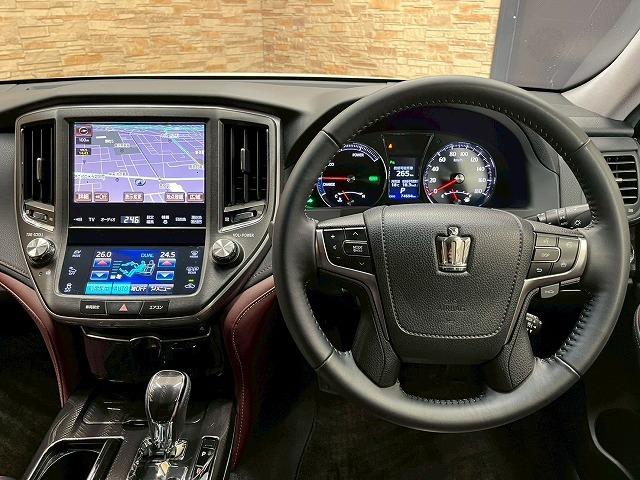 クラウンハイブリッド アスリートＳ　ブラックスタイル　特別仕様　追従クルコン　プリクラッシュセーフティ　レザーシート　電動シート　ＨＤＤメーカーナビ　バックカメラ　ＥＴＣ　ＨＩＤヘッド　シートエアコン　ステアリングヒーター　ＣＤＤＶＤ再生　　バックカメラ（53枚目）