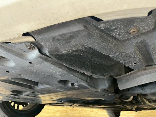 クラウンハイブリッド アスリートＳ　ブラックスタイル　特別仕様　追従クルコン　プリクラッシュセーフティ　レザーシート　電動シート　ＨＤＤメーカーナビ　バックカメラ　ＥＴＣ　ＨＩＤヘッド　シートエアコン　ステアリングヒーター　ＣＤＤＶＤ再生　　バックカメラ（63枚目）