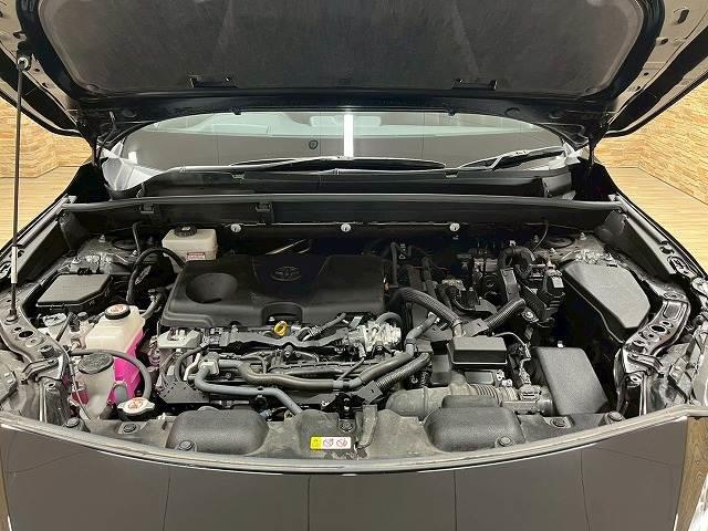 ハリアーハイブリッド Ｚ　“Ｌｅａｔｈｅｒ　Ｐａｃｋａｇｅ”　サンルーフ　シートエアコン　全方位　シートヒーター　ＪＢＬサウンド　スマートキープッシュスタート　デジタルインナーミラー　調光ルーフ　ＢＳＭ　パワーバックドア　メモリー付パワーシート　純正１９インチ（18枚目）