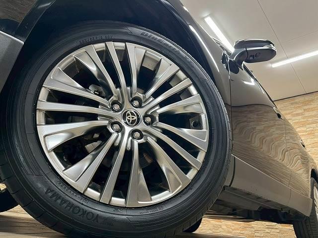 ハリアーハイブリッド Ｚ　“Ｌｅａｔｈｅｒ　Ｐａｃｋａｇｅ”　サンルーフ　シートエアコン　全方位　シートヒーター　ＪＢＬサウンド　スマートキープッシュスタート　デジタルインナーミラー　調光ルーフ　ＢＳＭ　パワーバックドア　メモリー付パワーシート　純正１９インチ（19枚目）