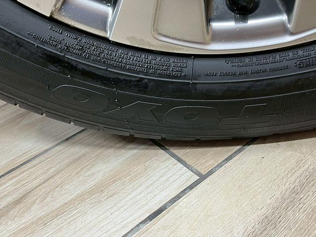 ハリアーハイブリッド Ｚ　“Ｌｅａｔｈｅｒ　Ｐａｃｋａｇｅ”　サンルーフ　シートエアコン　全方位　シートヒーター　ＪＢＬサウンド　スマートキープッシュスタート　デジタルインナーミラー　調光ルーフ　ＢＳＭ　パワーバックドア　メモリー付パワーシート　純正１９インチ（28枚目）