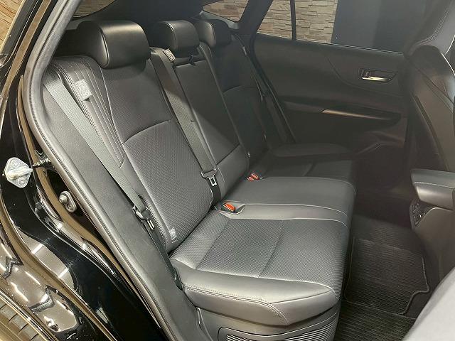 ハリアーハイブリッド Ｚ　“Ｌｅａｔｈｅｒ　Ｐａｃｋａｇｅ”　サンルーフ　シートエアコン　全方位　シートヒーター　ＪＢＬサウンド　スマートキープッシュスタート　デジタルインナーミラー　調光ルーフ　ＢＳＭ　パワーバックドア　メモリー付パワーシート　純正１９インチ（59枚目）