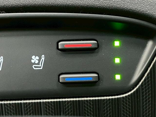 ハリアーハイブリッド Ｚ　“Ｌｅａｔｈｅｒ　Ｐａｃｋａｇｅ”　サンルーフ　シートエアコン　全方位　シートヒーター　ＪＢＬサウンド　スマートキープッシュスタート　デジタルインナーミラー　調光ルーフ　ＢＳＭ　パワーバックドア　メモリー付パワーシート　純正１９インチ（67枚目）