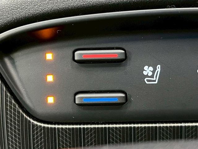 ハリアーハイブリッド Ｚ　“Ｌｅａｔｈｅｒ　Ｐａｃｋａｇｅ”　サンルーフ　シートエアコン　全方位　シートヒーター　ＪＢＬサウンド　スマートキープッシュスタート　デジタルインナーミラー　調光ルーフ　ＢＳＭ　パワーバックドア　メモリー付パワーシート　純正１９インチ（73枚目）