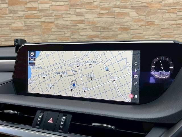 ES ES300h Fスポーツ サンルーフ BSM 純正アルミホイール 電動リアゲート 3眼LEDヘッドライト フルセグTV 赤レザー シートヒーター シートクーラー ドライブレコーダー ステアリングヒーター シートメモリー(3枚目)