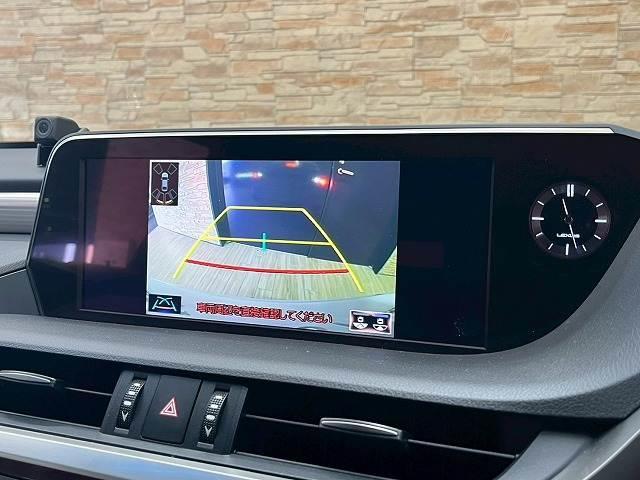 ES ES300h Fスポーツ サンルーフ BSM 純正アルミホイール 電動リアゲート 3眼LEDヘッドライト フルセグTV 赤レザー シートヒーター シートクーラー ドライブレコーダー ステアリングヒーター シートメモリー(4枚目)