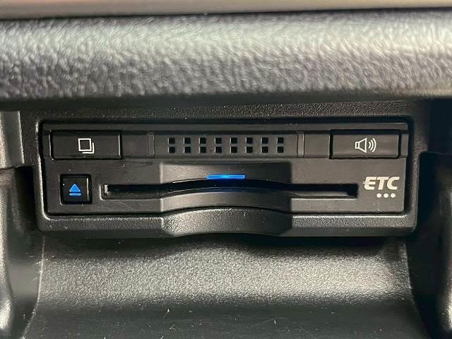 クラウン アスリートS-T J-フロンティアリミテッド メーカーナビTV ハーフレザー 追従クルコン バックカメラ オートマチックハイビーム スマートキープッシュスタート ビルトインETC パワーシート 純正オプションスパッタリング18インチAW LED(12枚目)