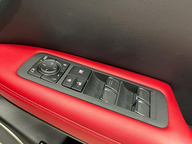 RX RX300 Fスポーツ サンルーフ マークレビンソン フルエアロ 赤革 BSM シートヒーター シートクーラー シートメモリー ドラレコ ステアリングヒーター ヘッドアップディスプレイ 後席電動シート 後席シートヒーター(61枚目)