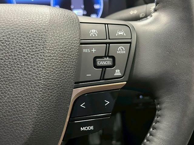 クラウンクロスオーバー Ｇアドバンスド・レザーパッケージ　４ＷＤ　ＢＳＭ　シートエアコン　追従クルコン　アラウンドビューモニター　シートメモリー　ＡＣ１００Ｖ　電動リアゲート　シートヒーター　本革シート　アップルカープレイ　フルセグ　デジタルインナーミラー（8枚目）