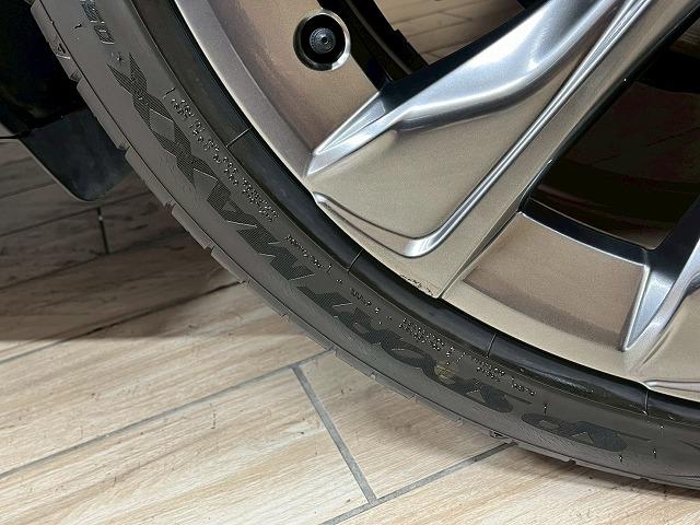 クラウンクロスオーバー Ｇアドバンスド・レザーパッケージ　４ＷＤ　ＢＳＭ　シートエアコン　追従クルコン　アラウンドビューモニター　シートメモリー　ＡＣ１００Ｖ　電動リアゲート　シートヒーター　本革シート　アップルカープレイ　フルセグ　デジタルインナーミラー（21枚目）