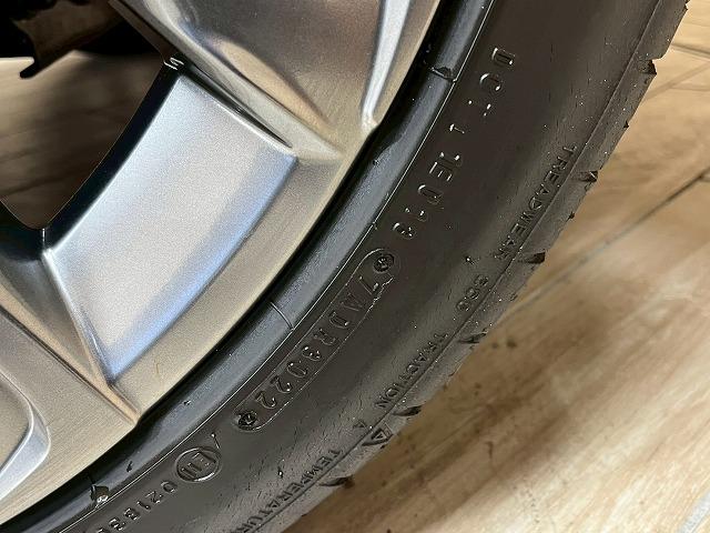 クラウンクロスオーバー Ｇアドバンスド・レザーパッケージ　４ＷＤ　ＢＳＭ　シートエアコン　追従クルコン　アラウンドビューモニター　シートメモリー　ＡＣ１００Ｖ　電動リアゲート　シートヒーター　本革シート　アップルカープレイ　フルセグ　デジタルインナーミラー（28枚目）