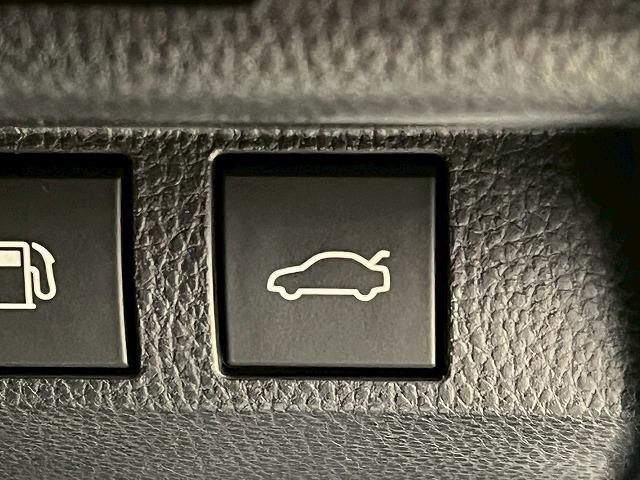 クラウンクロスオーバー Ｇアドバンスド・レザーパッケージ　４ＷＤ　ＢＳＭ　シートエアコン　追従クルコン　アラウンドビューモニター　シートメモリー　ＡＣ１００Ｖ　電動リアゲート　シートヒーター　本革シート　アップルカープレイ　フルセグ　デジタルインナーミラー（58枚目）