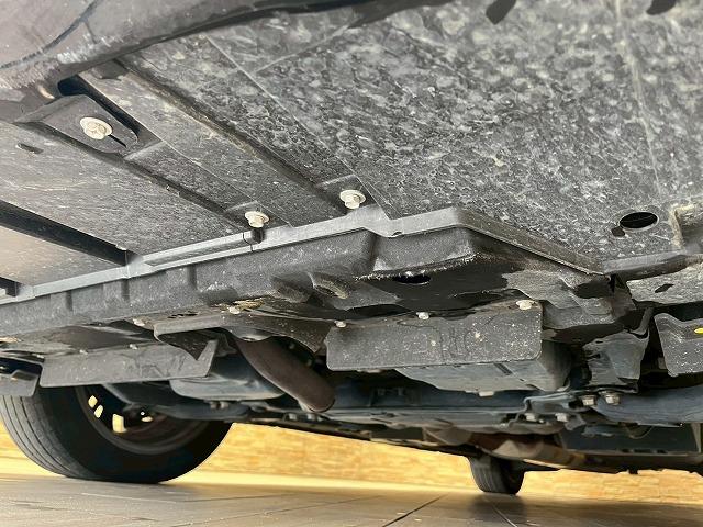 アルファード Ｓ“Ｃ　パッケージ”　フリップダウン　両側電動　追従クルコン　レザーシート　純正ナビＴＶ　バックカメラ　シートヒーター　シートベンチレーション　電動リアゲート　ドライブレコーダー　メモリー付パワーシート　ビルトインＥＴＣ（45枚目）