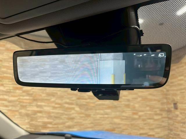 ＲＡＶ４ アドベンチャー　純正ナビＴＶ　全周囲　レザー　ＴＲＤパーツ　デジタルインナーミラー　アダプティブクルーズコントロールシステム　純正ＡＷ　ＢＳＭ　ＥＴＣ　オートハイビーム　アップルカープレイ　サイドエアバック（9枚目）