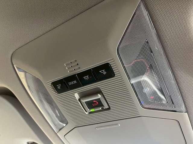 ＲＡＶ４ アドベンチャー　純正ナビＴＶ　全周囲　レザー　ＴＲＤパーツ　デジタルインナーミラー　アダプティブクルーズコントロールシステム　純正ＡＷ　ＢＳＭ　ＥＴＣ　オートハイビーム　アップルカープレイ　サイドエアバック（35枚目）