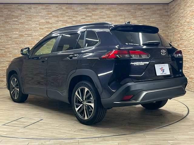 カローラクロス ハイブリッド　Ｚ　純正ナビＴＶ　全周囲　パノラマルーフ　ドラレコ　ＢＳＭ　電動リアゲート　パーキングアシスト　シートヒーター　純正アルミホイール　クリアランスソナー　ＥＴＣ　アダプティブクルーズコントロールシステム（17枚目）