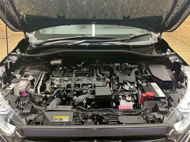 カローラクロス ハイブリッド　Ｚ　純正ナビＴＶ　全周囲　パノラマルーフ　ドラレコ　ＢＳＭ　電動リアゲート　パーキングアシスト　シートヒーター　純正アルミホイール　クリアランスソナー　ＥＴＣ　アダプティブクルーズコントロールシステム（18枚目）
