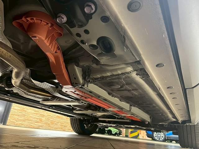 カローラクロス ハイブリッド　Ｚ　純正ナビＴＶ　全周囲　パノラマルーフ　ドラレコ　ＢＳＭ　電動リアゲート　パーキングアシスト　シートヒーター　純正アルミホイール　クリアランスソナー　ＥＴＣ　アダプティブクルーズコントロールシステム（72枚目）